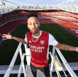 BREAKING: Pierre-Emerick Aubameyang signs new three year deal with Arsenal 